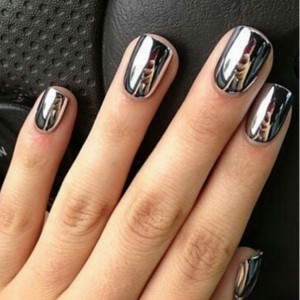 Stone Nails- The New Manicure Trend To Rock Now