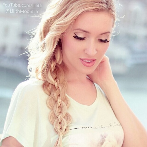 Embrace A 5-Strand Braid With These Steps | BEAUTY