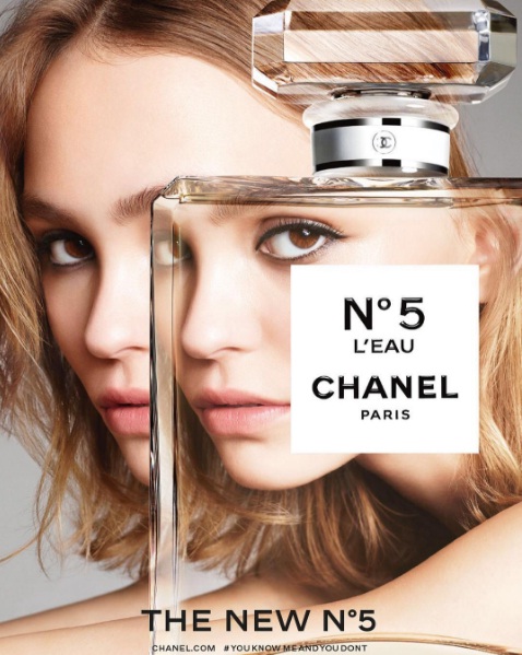ortodoks virkelighed Stationær Lily-Rose Depp Stuns In New Chanel No. 5 Fragrance Ad | BEAUTY
