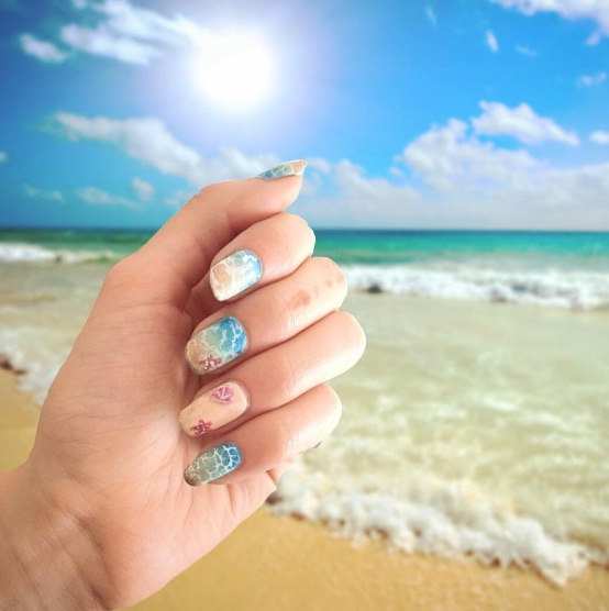 Seashell Nails' Are What Every Land Mermaid Needs | CafeMom.com