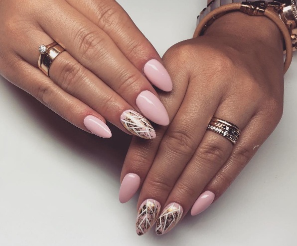 Rock And Roll Metallic Manicures Steal The Stage For Summer | BEAUTY
