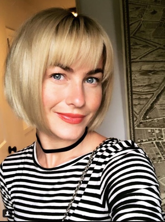 Julianne Hough's Twisted Pony is #HolidayHairGoals - Behindthechair.com
