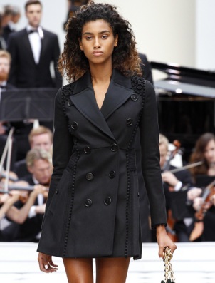 BURBERRY SPRING 2016