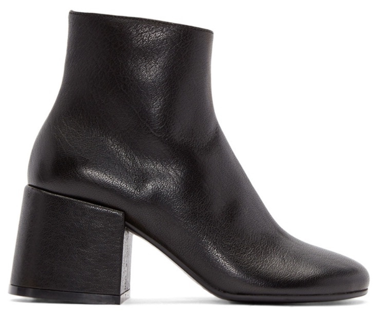 BLACK ANKLE BOOTS