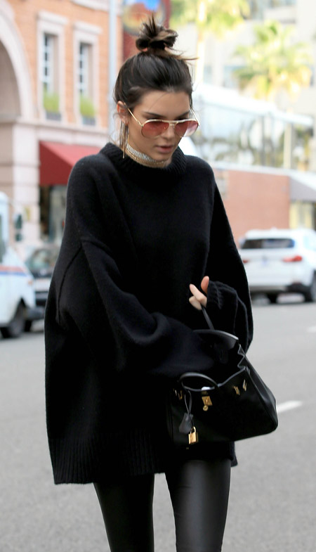 Celebrity Inspired Ways To Sport The Oversized Sweater Trend Fashion
